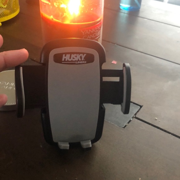 Cell phone HOLDER husky liners - Picture 6 of 8